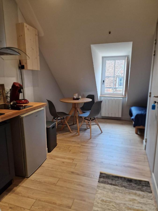 Appartement Au Coeur De Vezelay - Galerie 10 מראה חיצוני תמונה